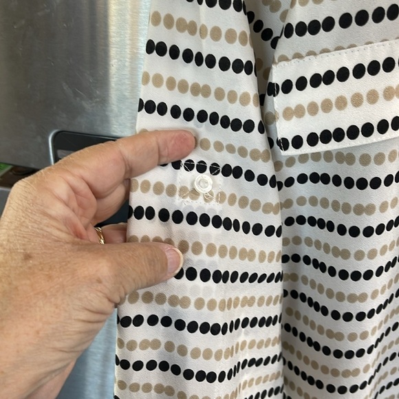 Calvin Klein women’s M Blush & black polka dot on cream blouse longsleeve v-neck - Picture 4 of 13